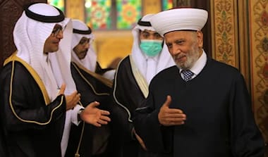 فضيحة «أبو عمر» من الاحتيال المالي إلى الاشتباه الأمني: كيف اخترق «الأمير الوهمي» السياسة والقضاء والمال؟